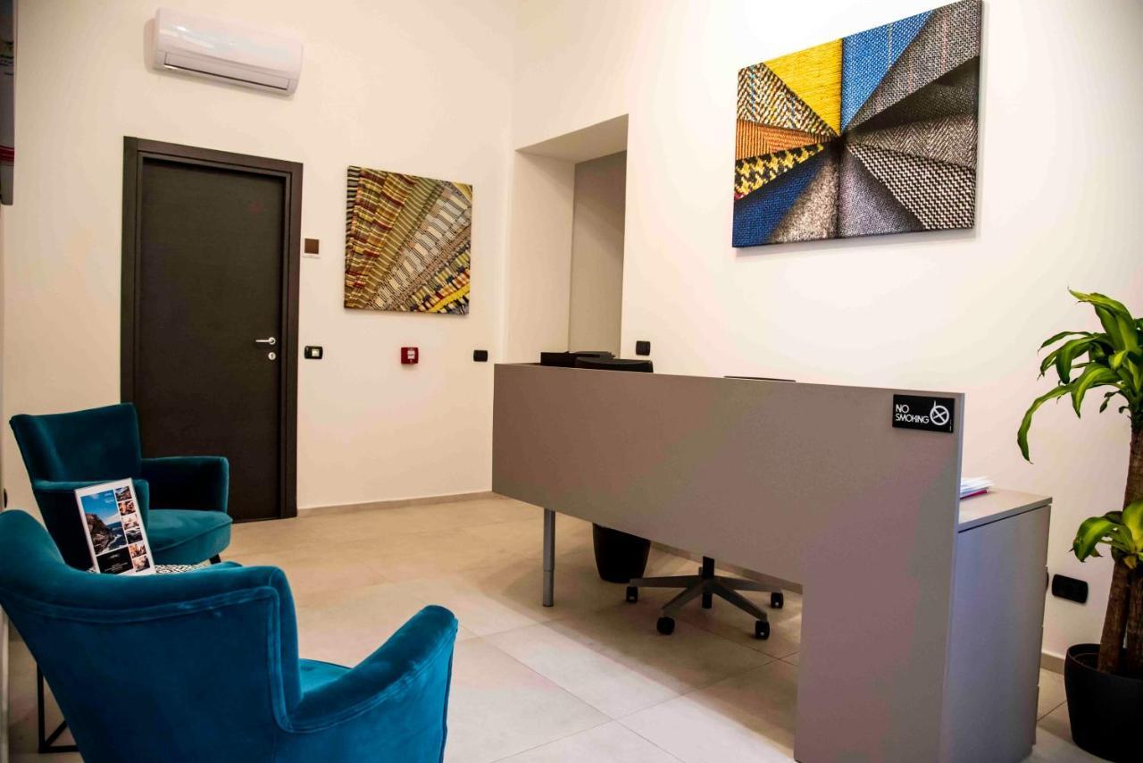 Bespoke Roma Suites Екстериор снимка
