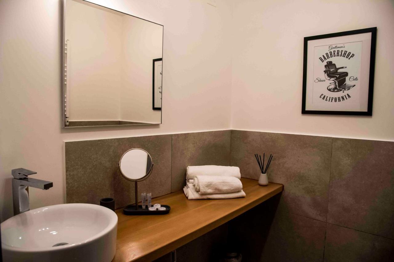 Bespoke Roma Suites Екстериор снимка