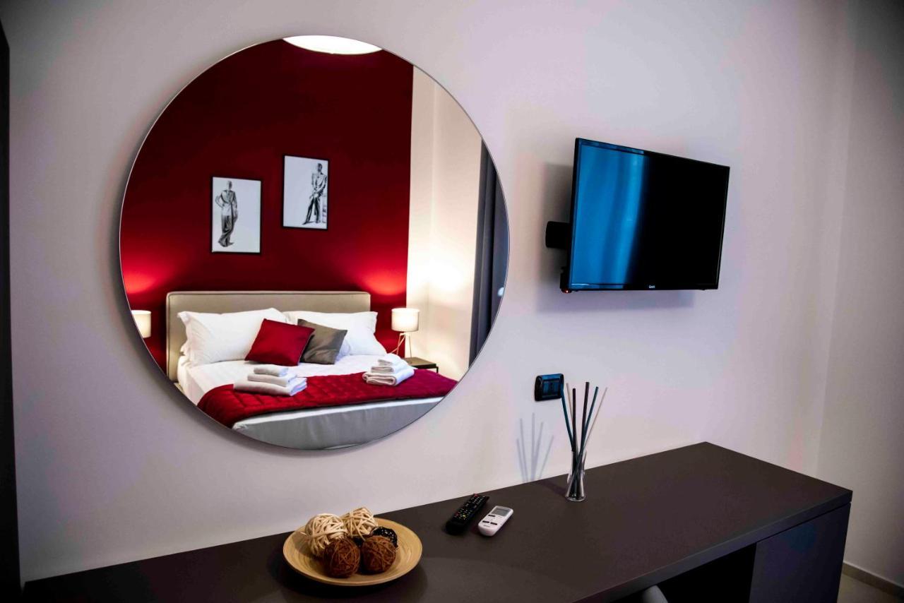 Bespoke Roma Suites Екстериор снимка