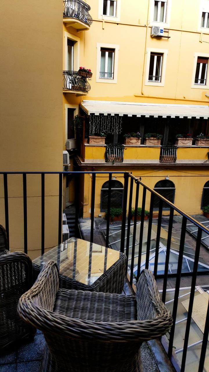Bespoke Roma Suites Екстериор снимка