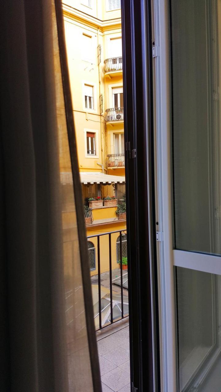 Bespoke Roma Suites Екстериор снимка
