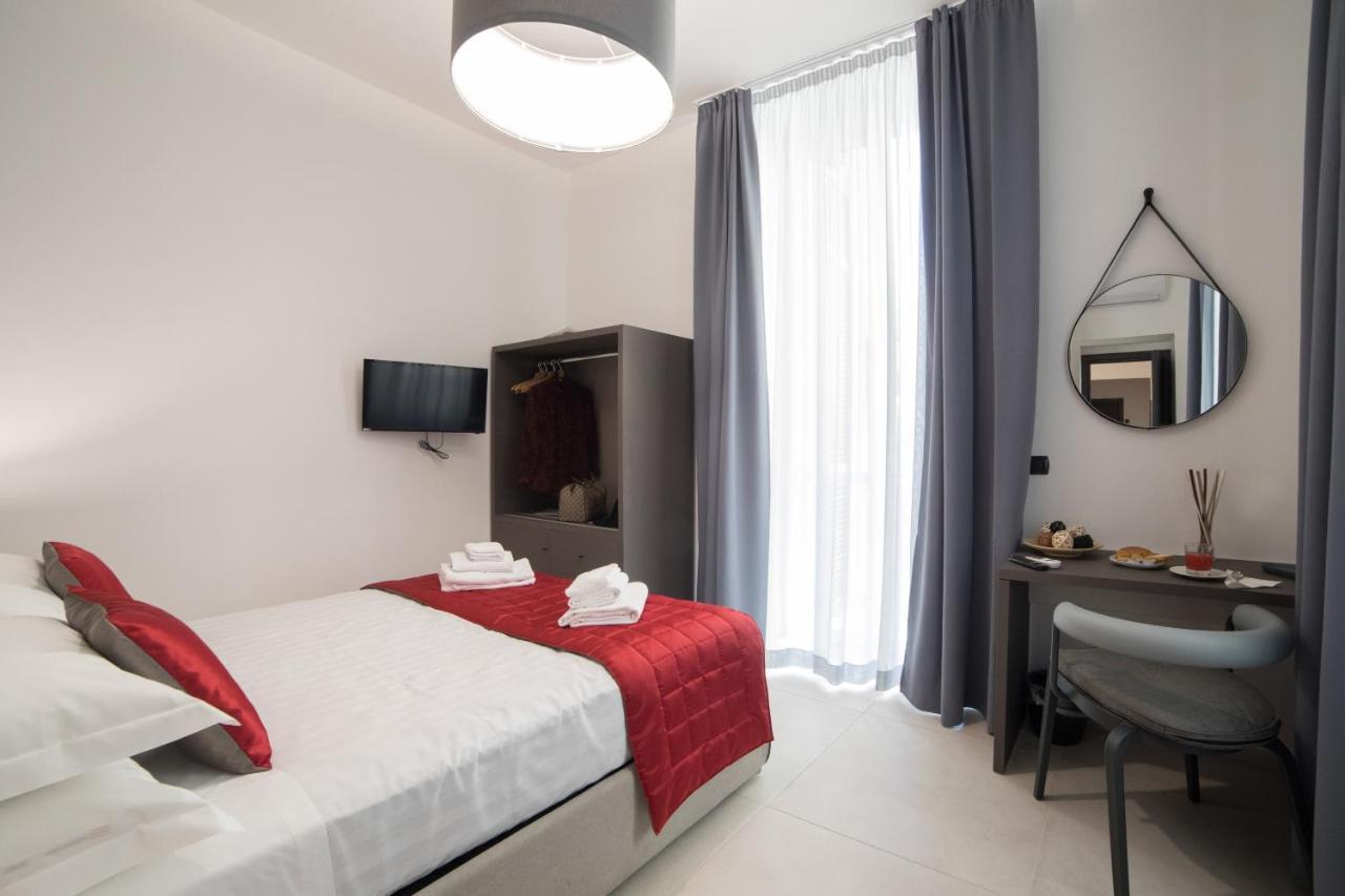 Bespoke Roma Suites Екстериор снимка
