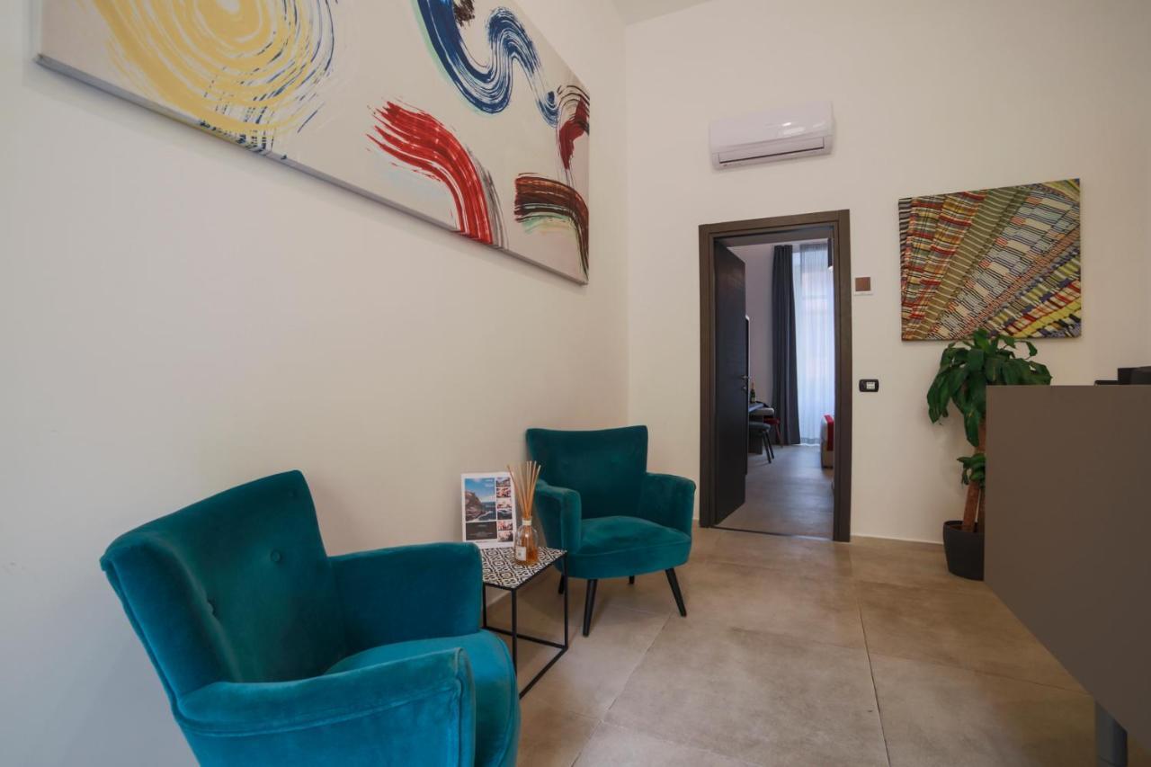 Bespoke Roma Suites Екстериор снимка
